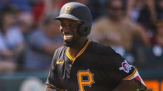 McCutchen, Hayes continue home run surge in victory over Twins taken in Bradenton, Fla. (Pirates)